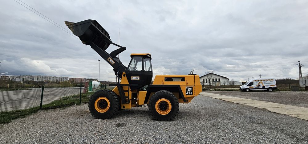 Послуги навантажувача JCB