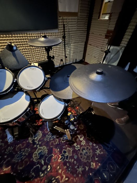 Bateria Roland TD-27KV2 V-Drums com Extras