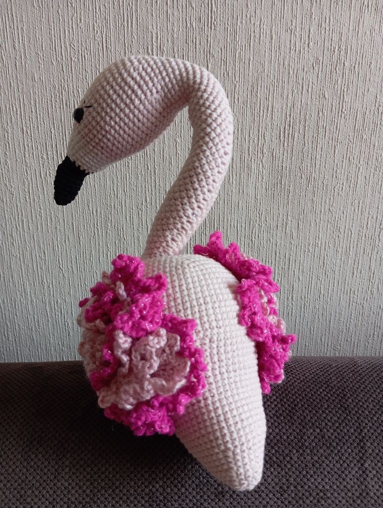 Flamingo na szydełku.
