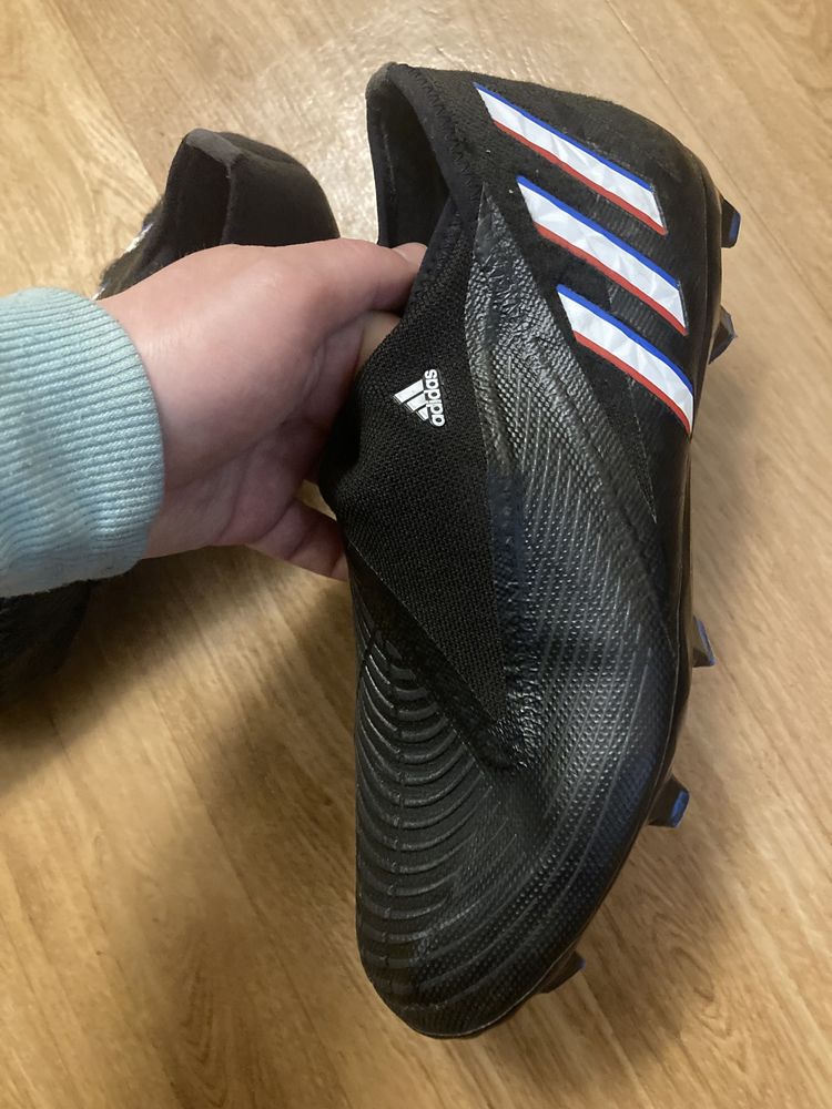 Бутси Adidas Predator 43 розмір (27,5 см)