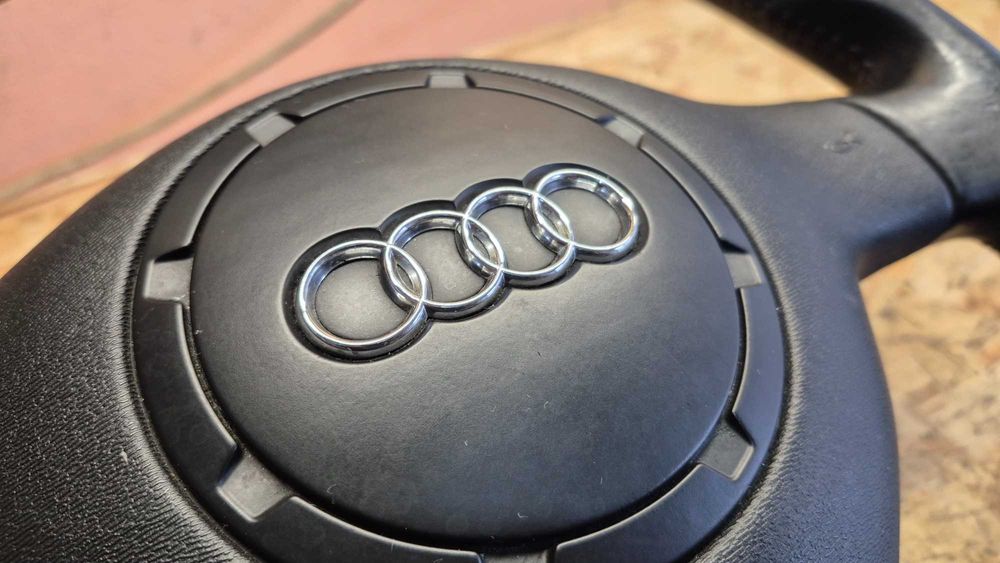 AUDI A3 8L-A4-A6-TT-ETC - Volante Sport 3 Braços Facelift IMPECÁVEL