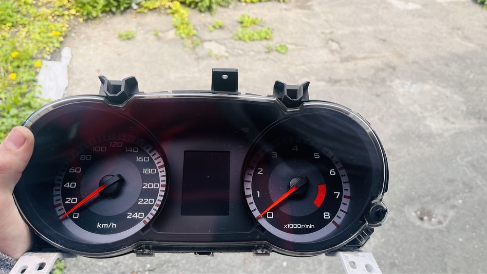 Приборная панель lancer x