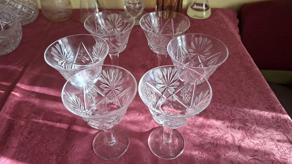 Kryształowe kieliszki do wina PRL
