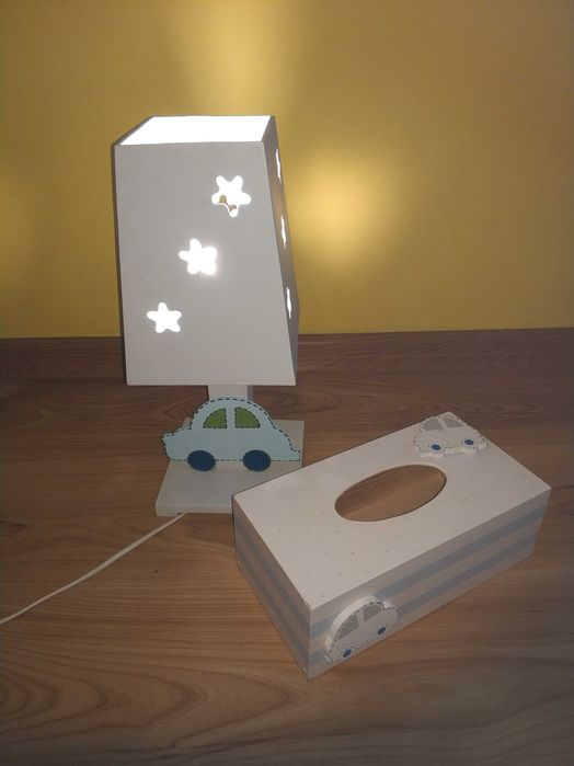 Lampka nocna dla dziecka, pojemnika na husteczki