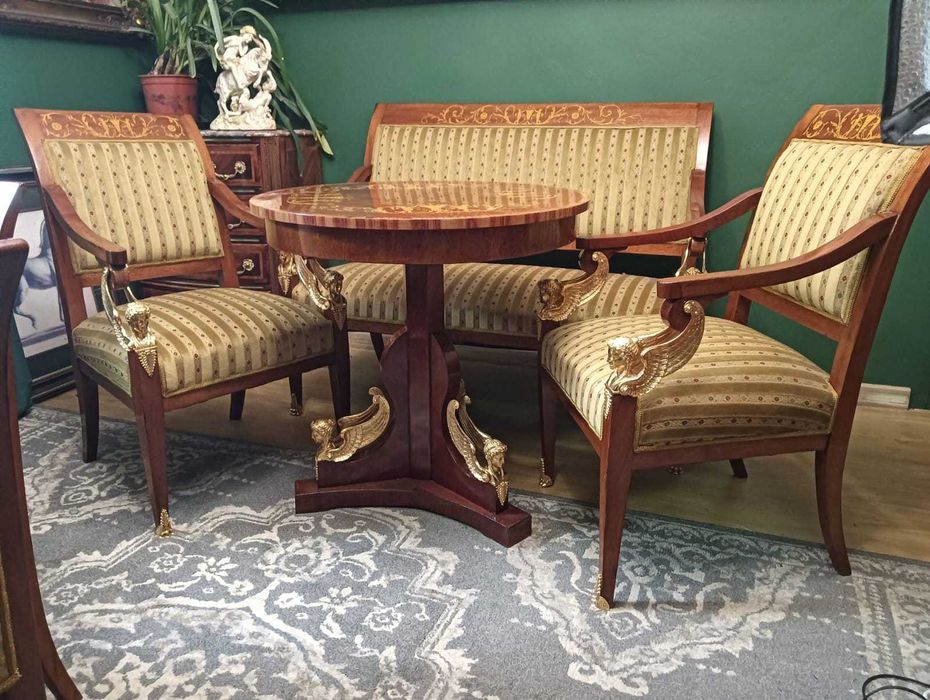 Stoły w stylu empire