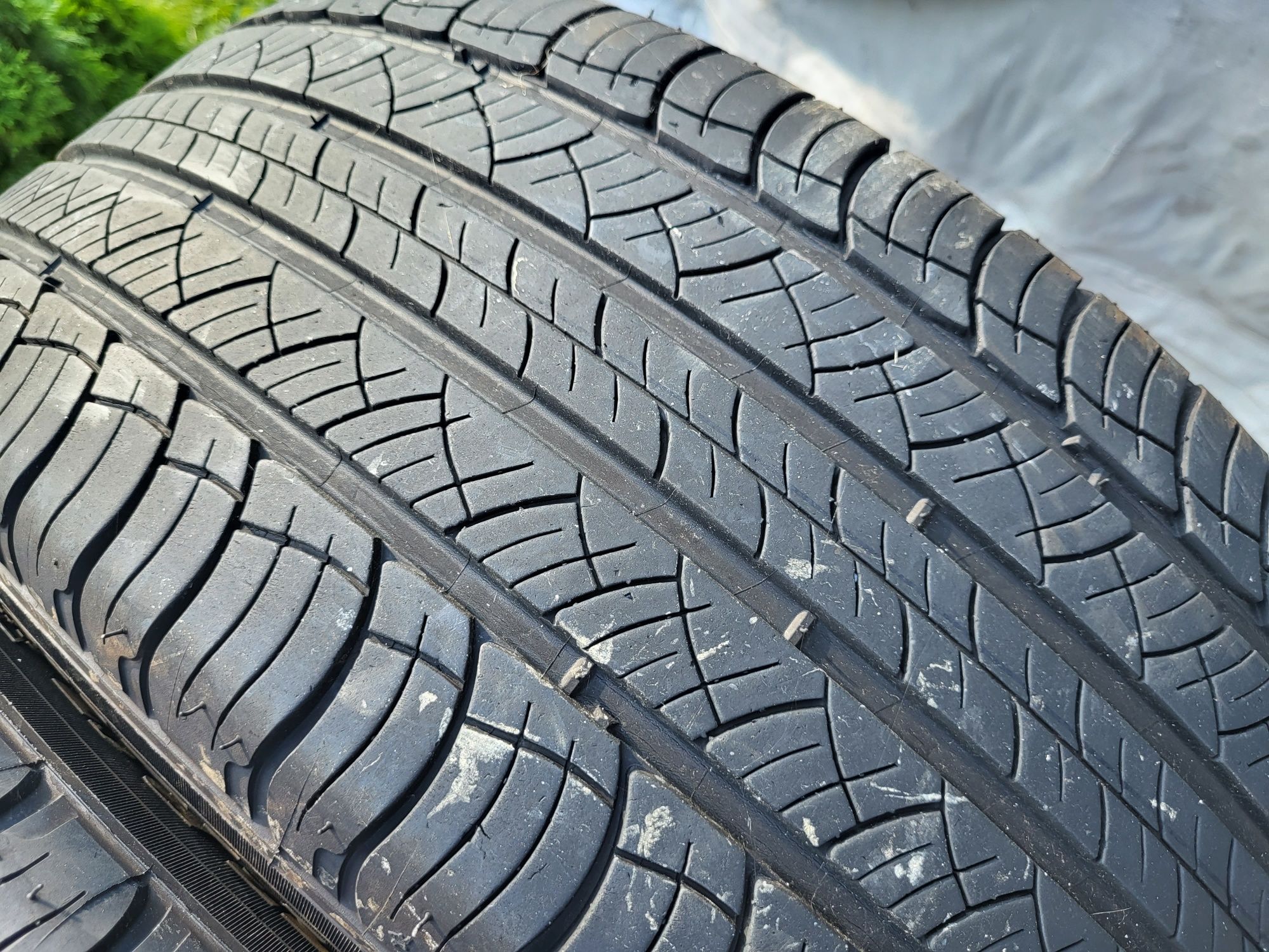 Opony letnie 235/55R17 Michelin Latitude TOUR HP   z końca 2017r