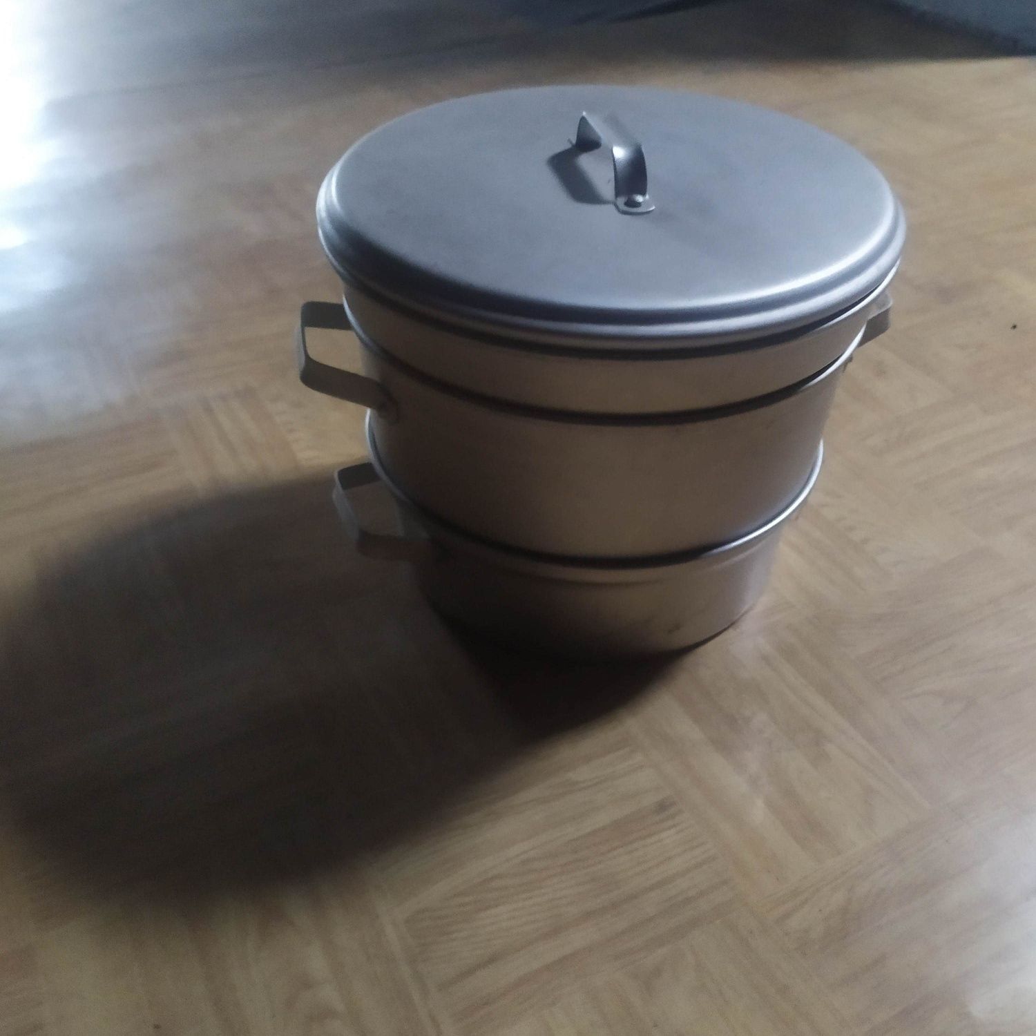 Garnek na sok, duże garnki