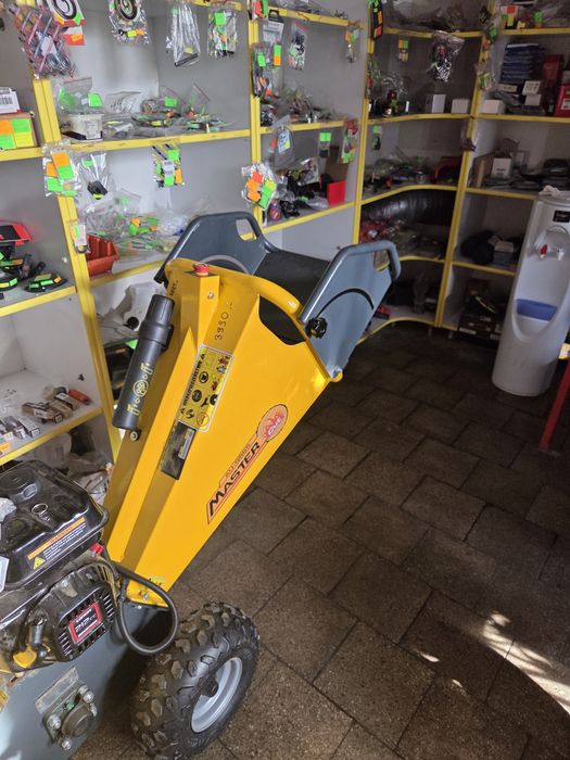 Rozdrabniacz Spalinowy Rębak do gałęzi