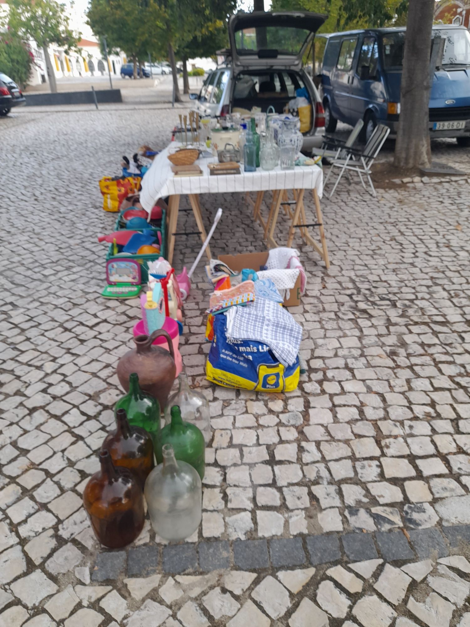 Garrafões de várias cores