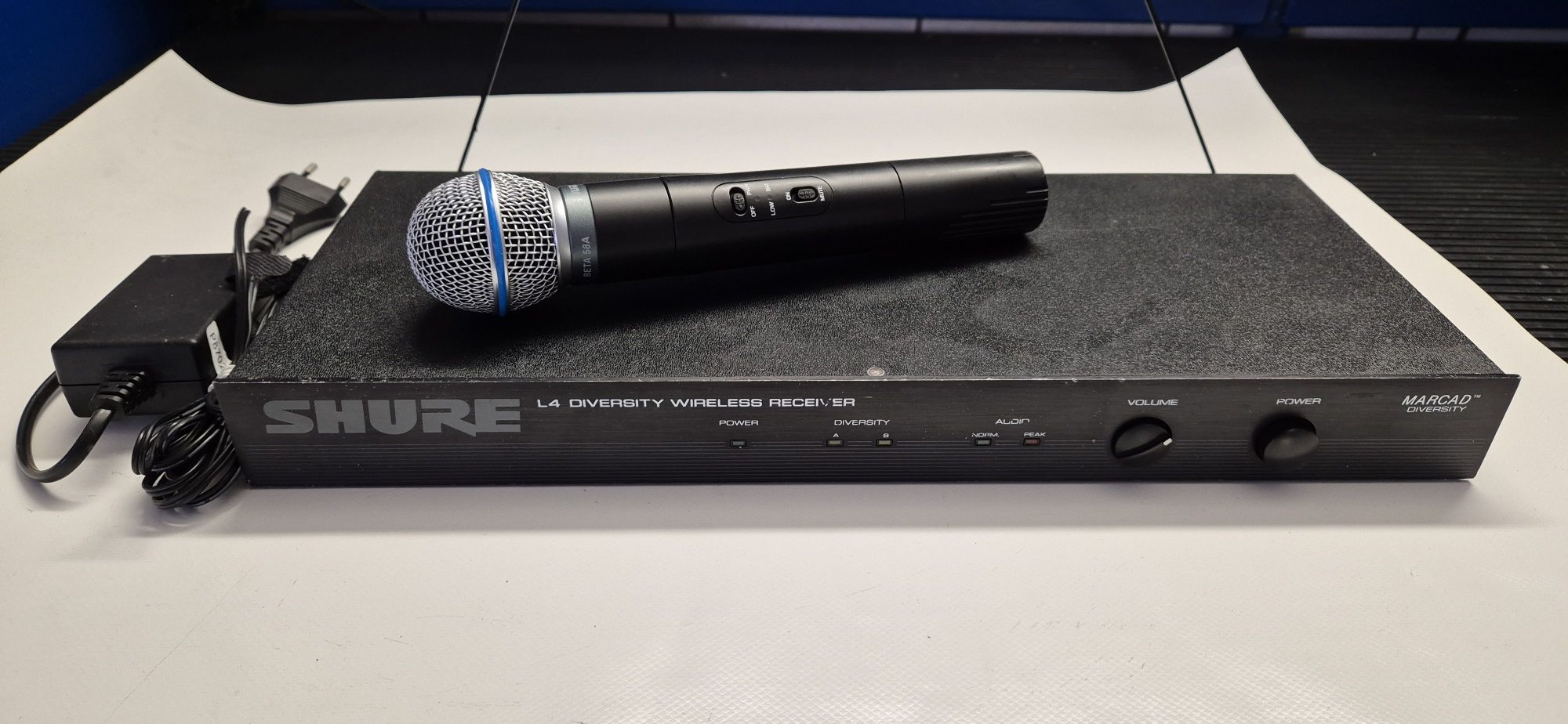 Shure L4/Beta58a