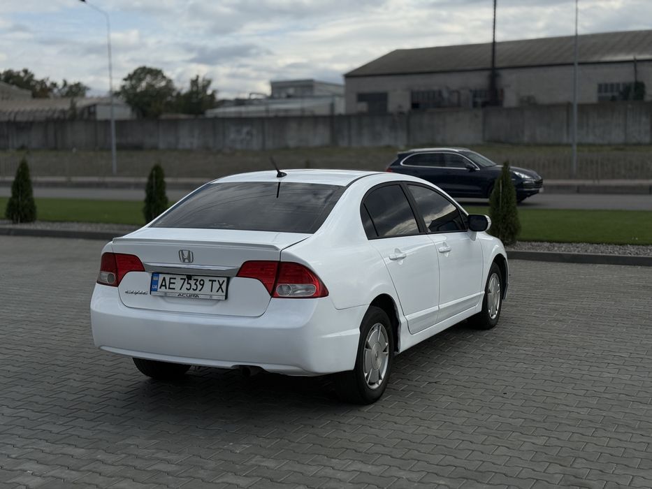 Продам Honda civic 4D