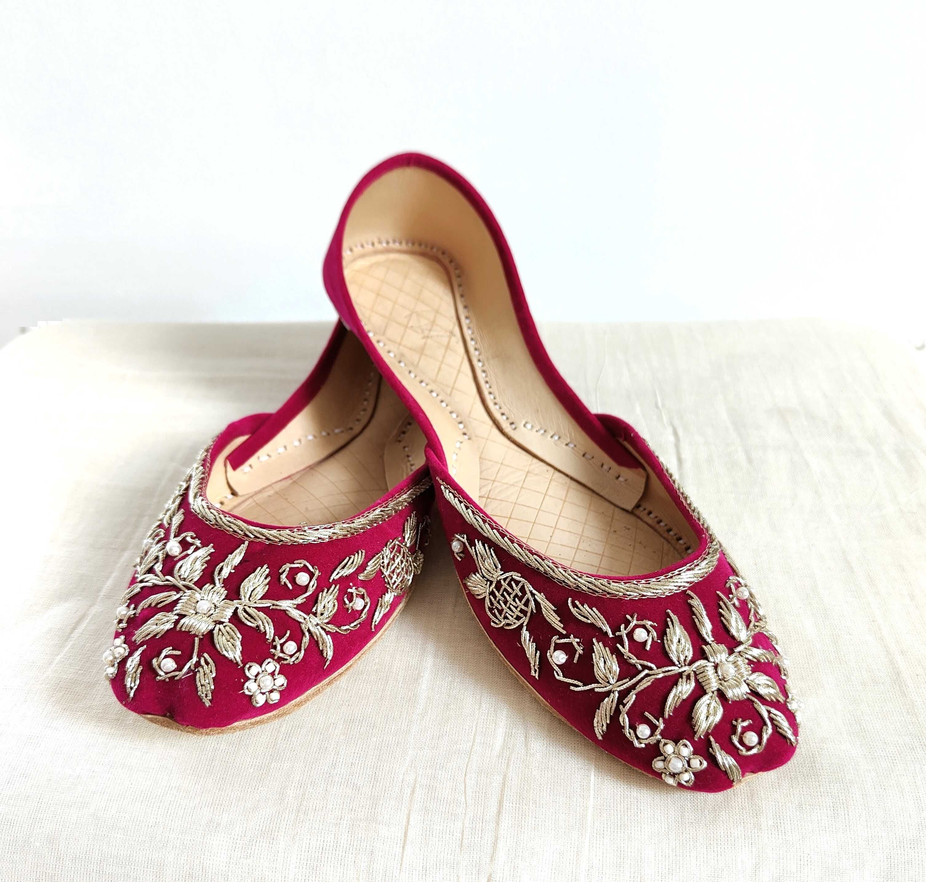 Indyjskie buty baleriny khussa 37 38 zdobione orient boho księżniczka