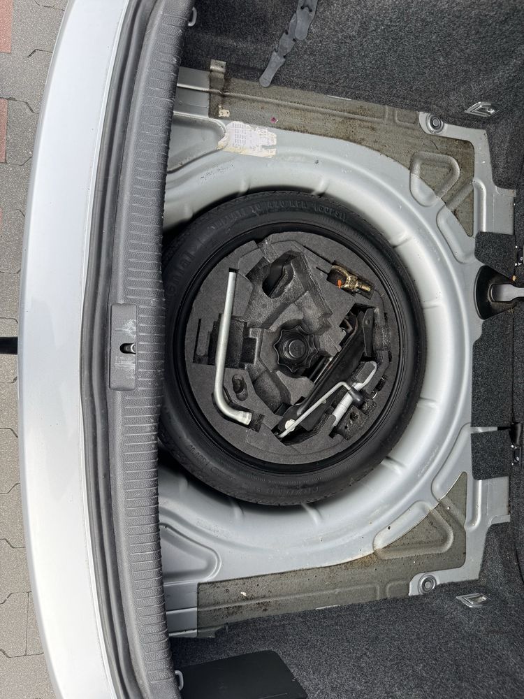 VW Golf V 1.6 MPI