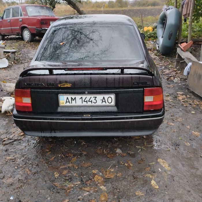 Опель вектра 1.8