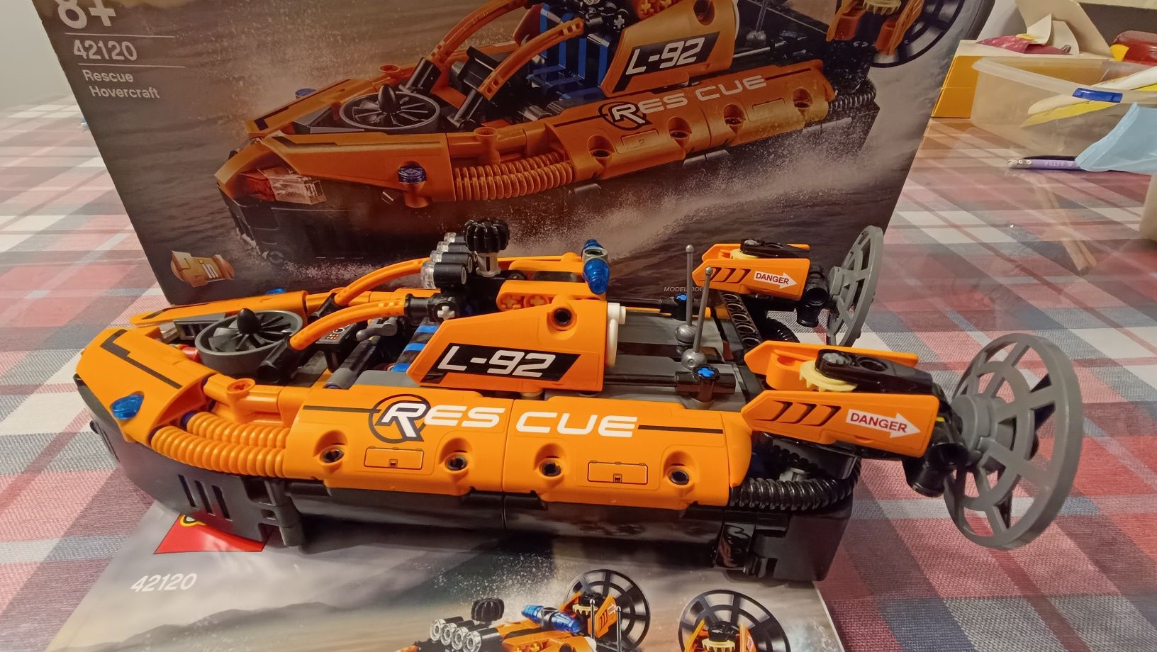 LEGO Technic 42120 rescue hovercraft