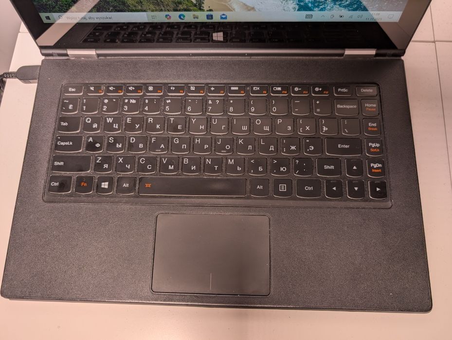 Laptop Lenovo Yoga 2 Pro (problem z ekranem)