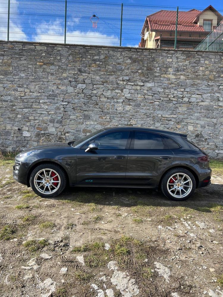 Porsche Macan 2018 рік