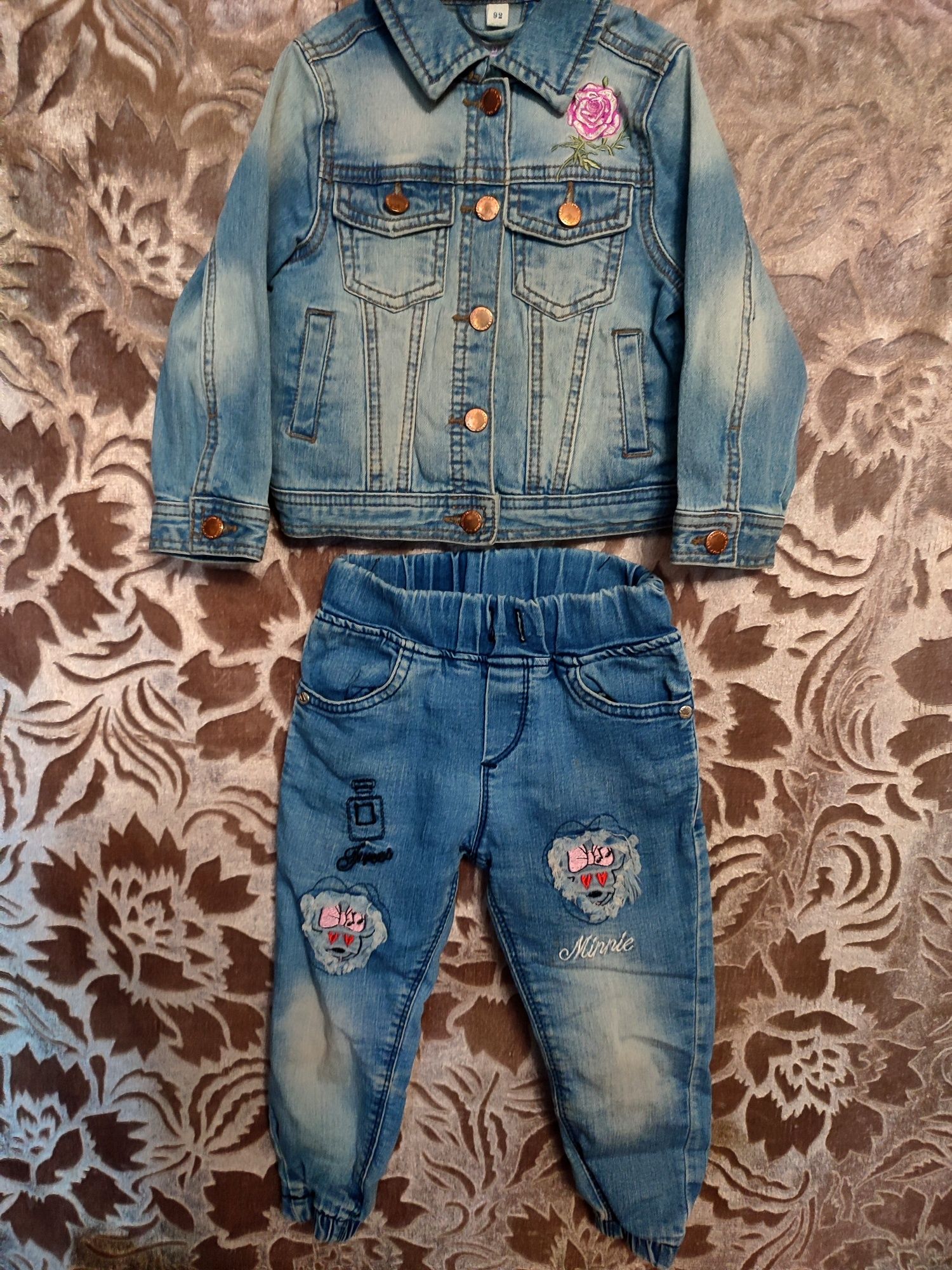 Пиджак+джинсы 4-5лет, на девочку, куртка