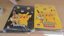Segregator na 400 karty pokemon mix wzorów