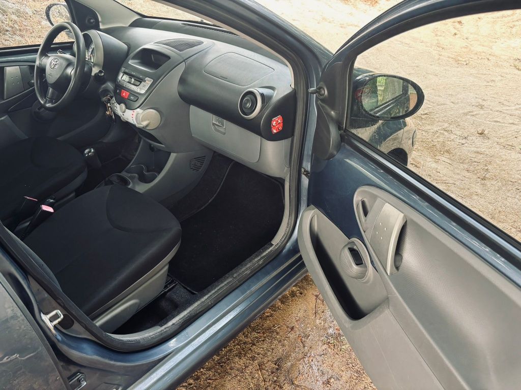 Toyota Aygo 5 portas