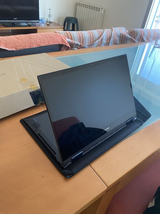 Asus 2 em 1 Ryzen7 com caneta e capa
