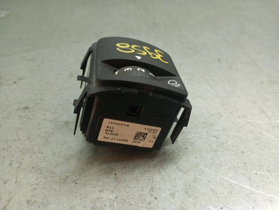 Botão / interruptor de luzes DACIA Sandero III
