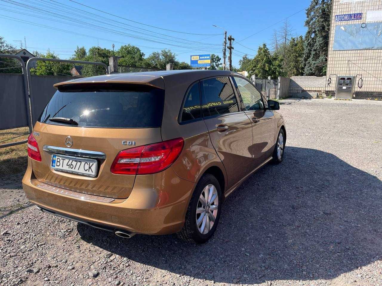 Mercedes-Benz B-Class 2013