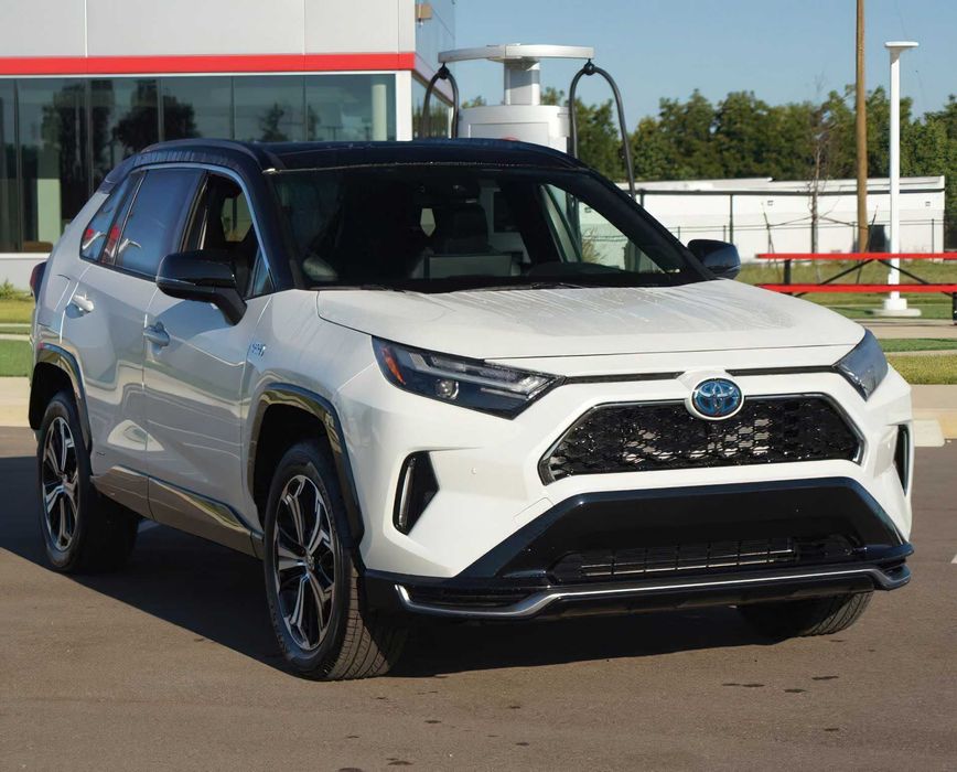 Toyota RAV4 Prime XSE      2024