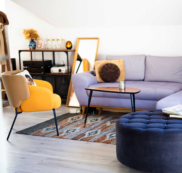 Fotel Bingsta Ikea żółty musztardowy