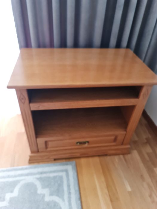 Stolik pod telewizor dębowa