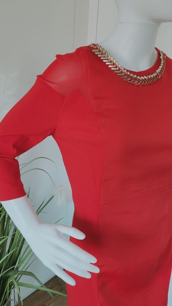 Elegancka sukienka damska mini dopasowana czerwona M