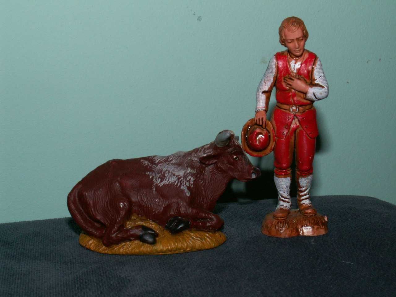 Wół - Wołek - Figurka do szopki bożonarodzeniowej - Szopka - Stajenka