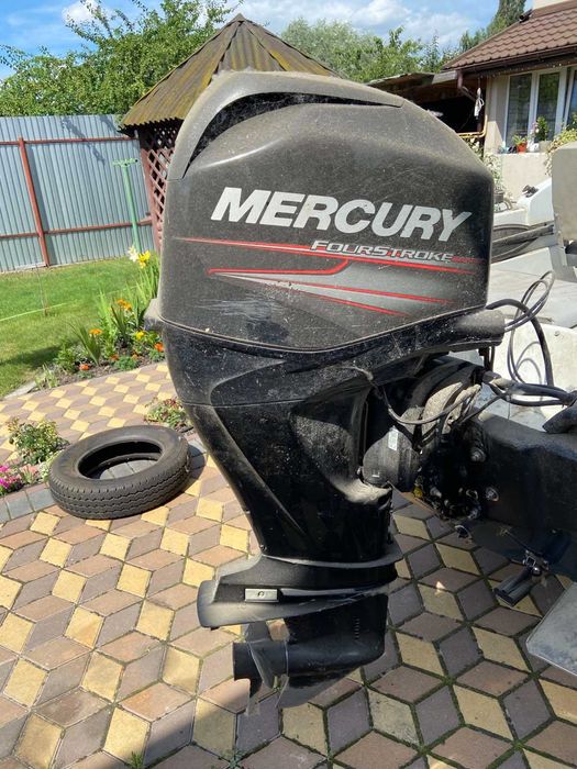 Моторний човен Барс-400, з документами.