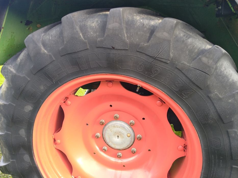 Opony para 16,9R34 420/85R34 Michelin Agribib