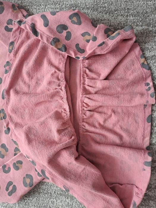 Sukienka różowa panterka Sinsay 122