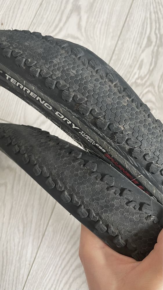 Opony gravel vittoria terreno dry 700x38 tubeless g2