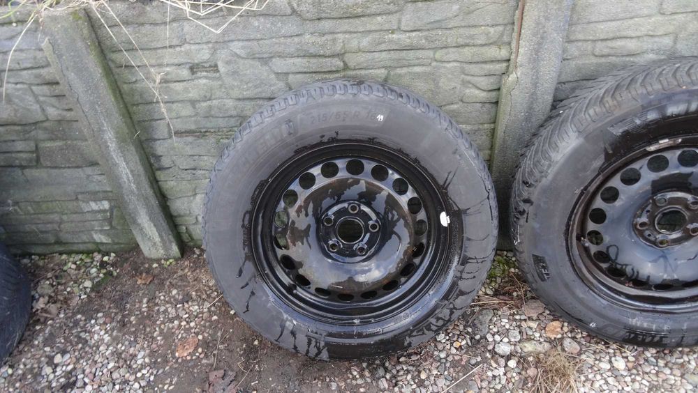 Opony zimowe Volskwagen 5x112 stalówki R16 (19)