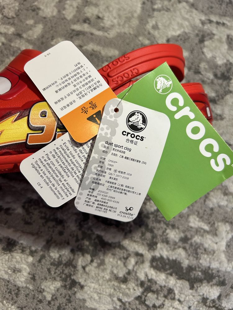 Червоні Crocs McQueen