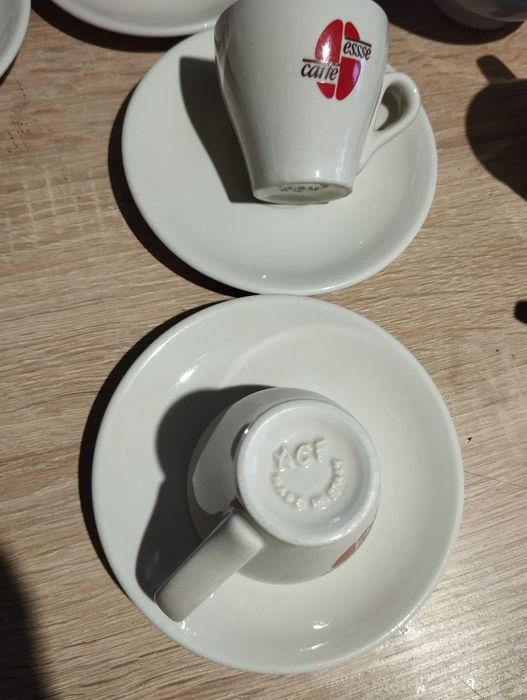 Filiżanki do kawy zestaw plus kieliszki