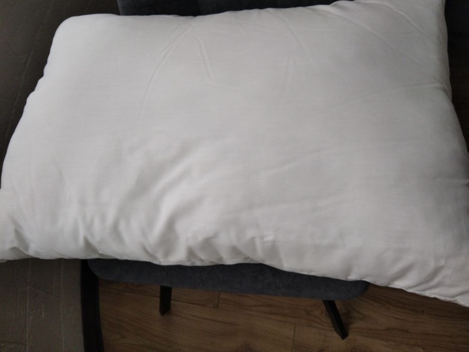Продам подушку синтепон