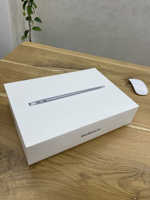 MacBook Air M1,2020 8/256 + Apple Magic Mouse White Multi-Touch