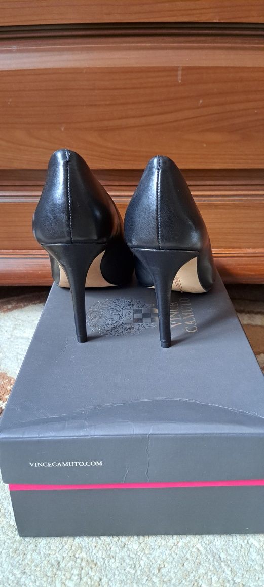 Buty na obcasie 39