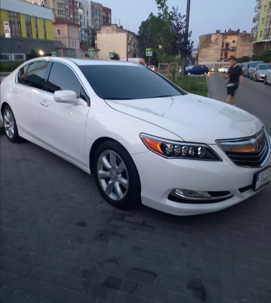 АКУРА rlx авто седан