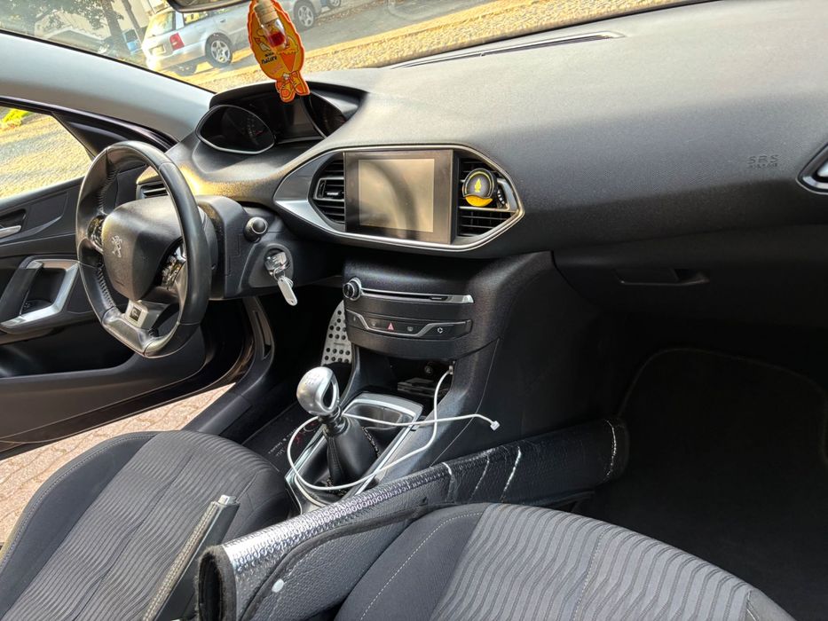 Peugeot 308, Allure
