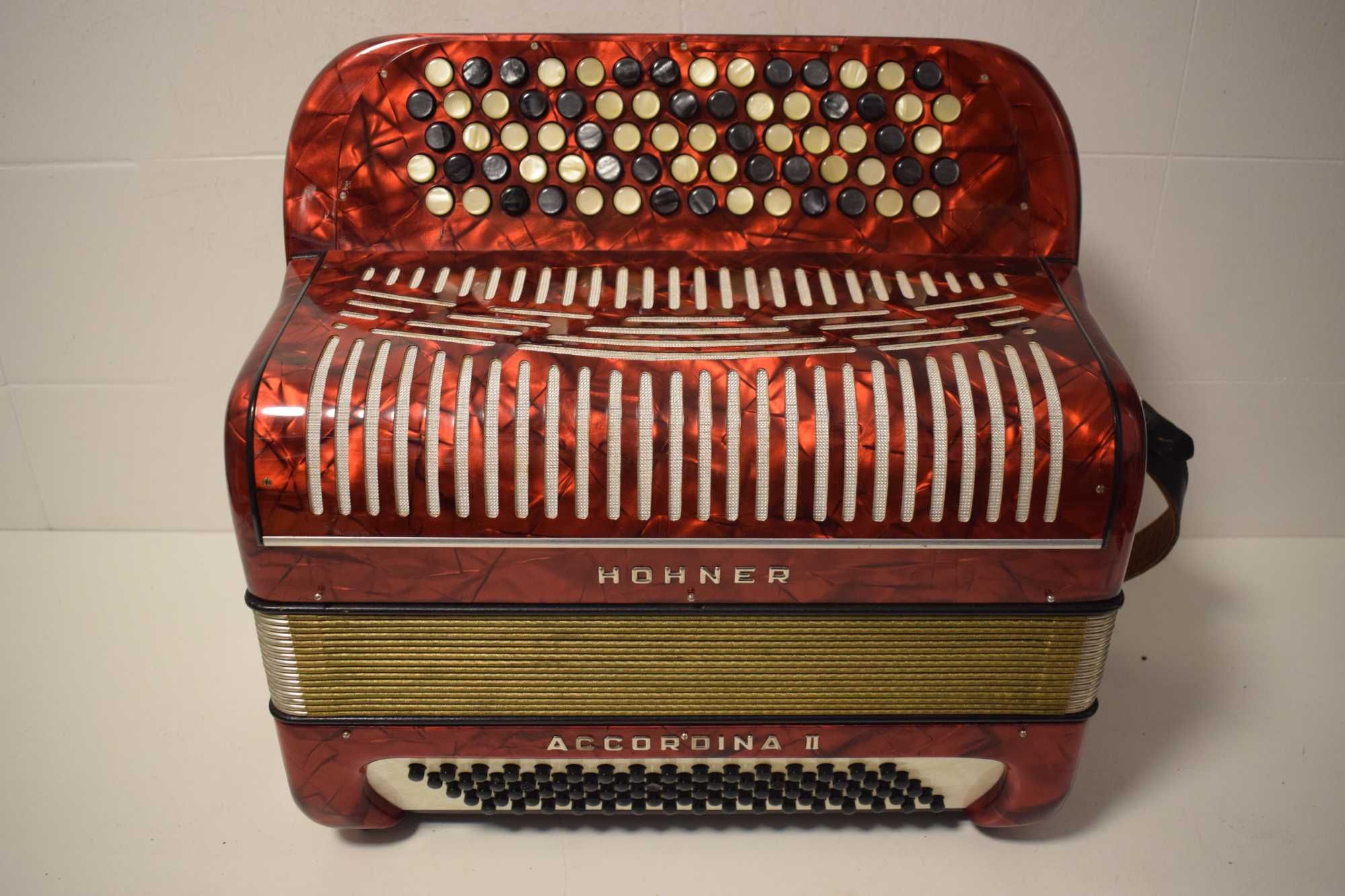 Acordeao Hohner acordina 2 Voz. N 182