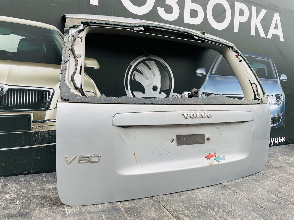 Ляда Вольво В50 Кляпа Volvo V50 Кришка Багажника Розборка