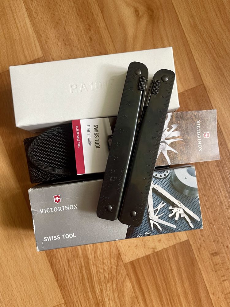 Мультитул Victorinox Swisstool bs black