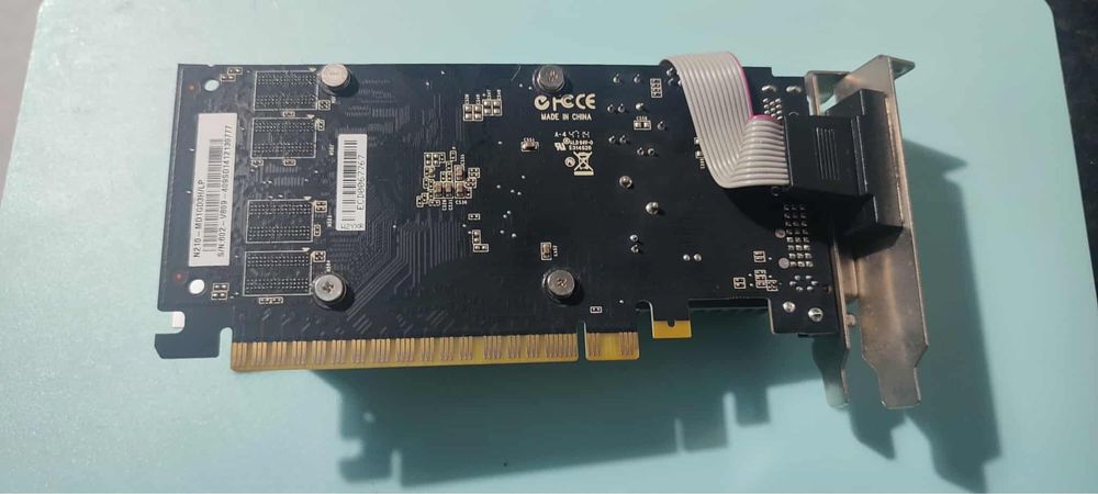 Placa gráfica MSI NVIDIA GeForce N210 1GB Low Profile