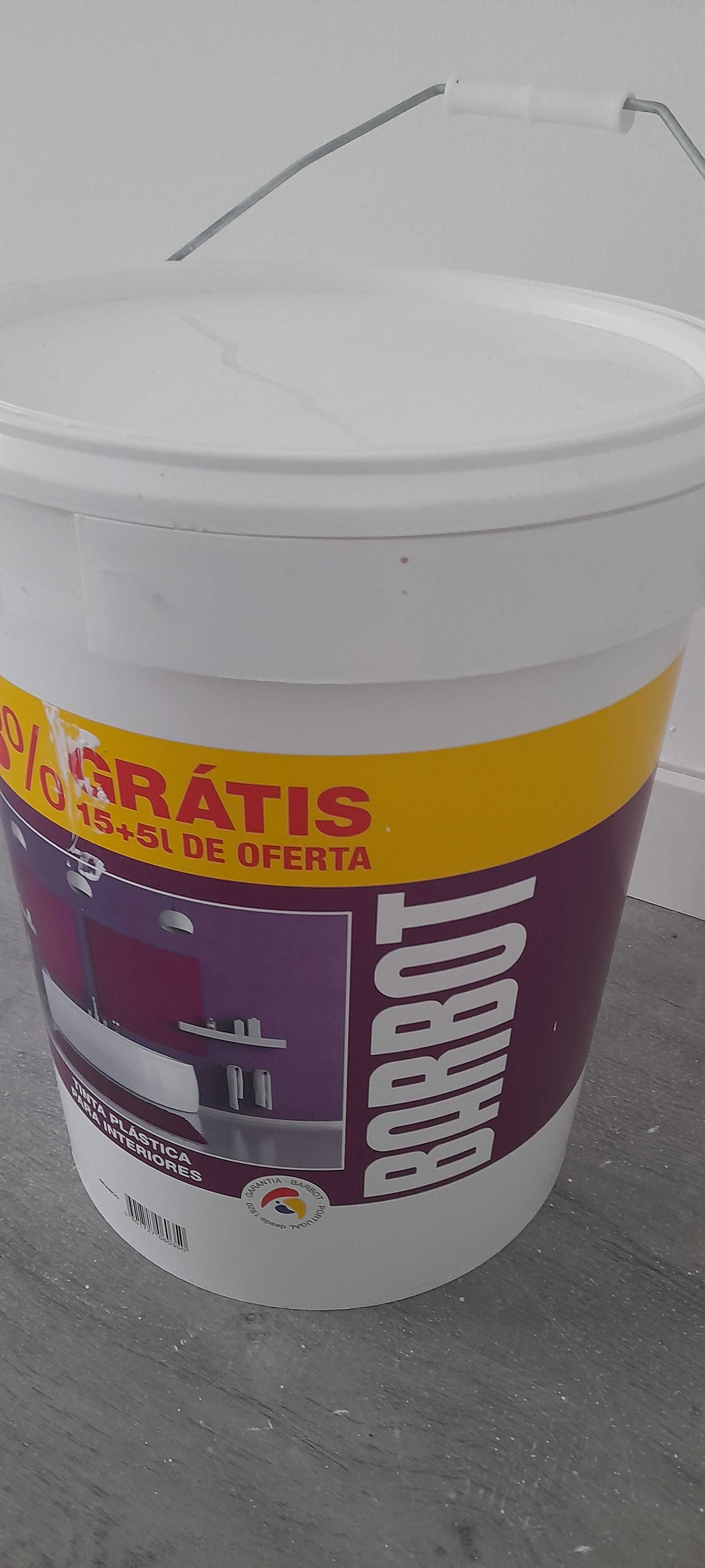 Tinta Plástica Interior 15L+5LOferta da marca Barbot