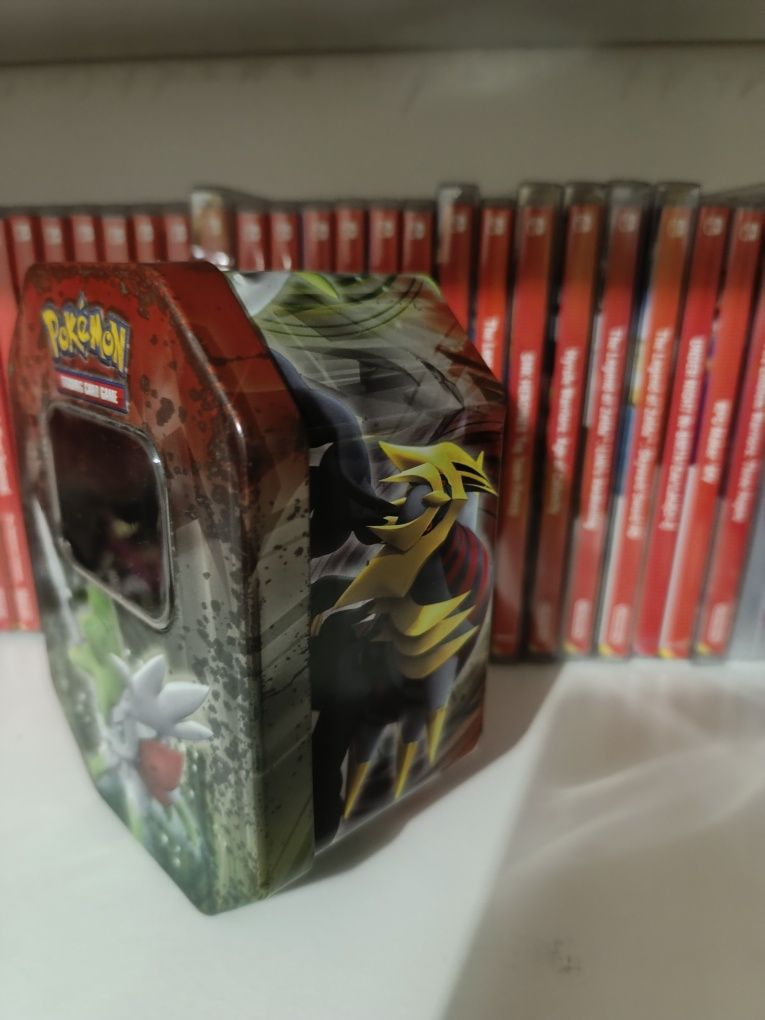 Cartas Pokémon Tins Caixa